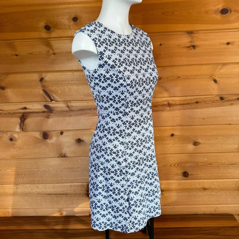 Title Nine Steadfast Dress Tidal Wave blue Strappy cross back XS athletic hiking - Picture 6 of 11